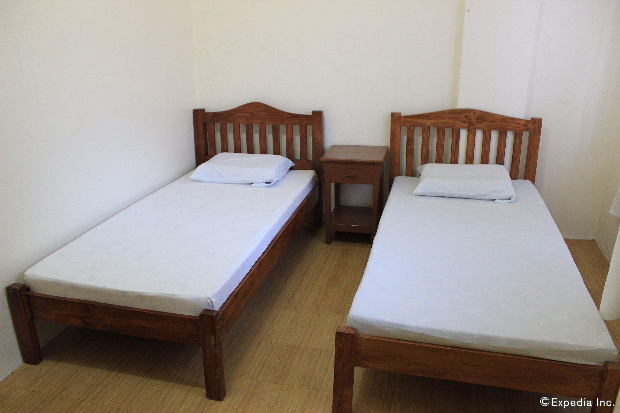 Coron Town Traveller'S Dormitory Εξωτερικό φωτογραφία